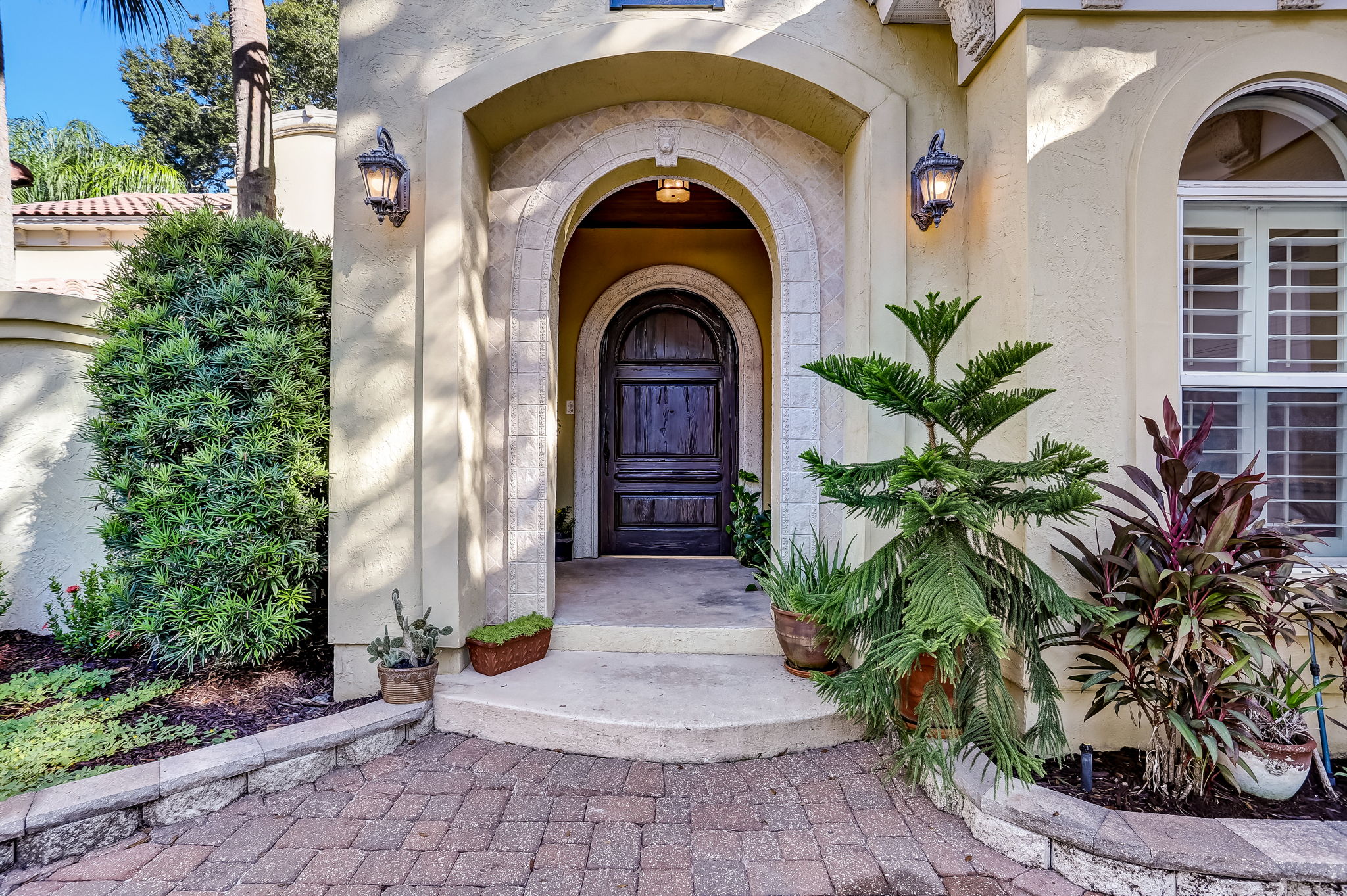 Front Entry Detail