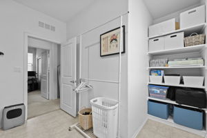 18.laundry