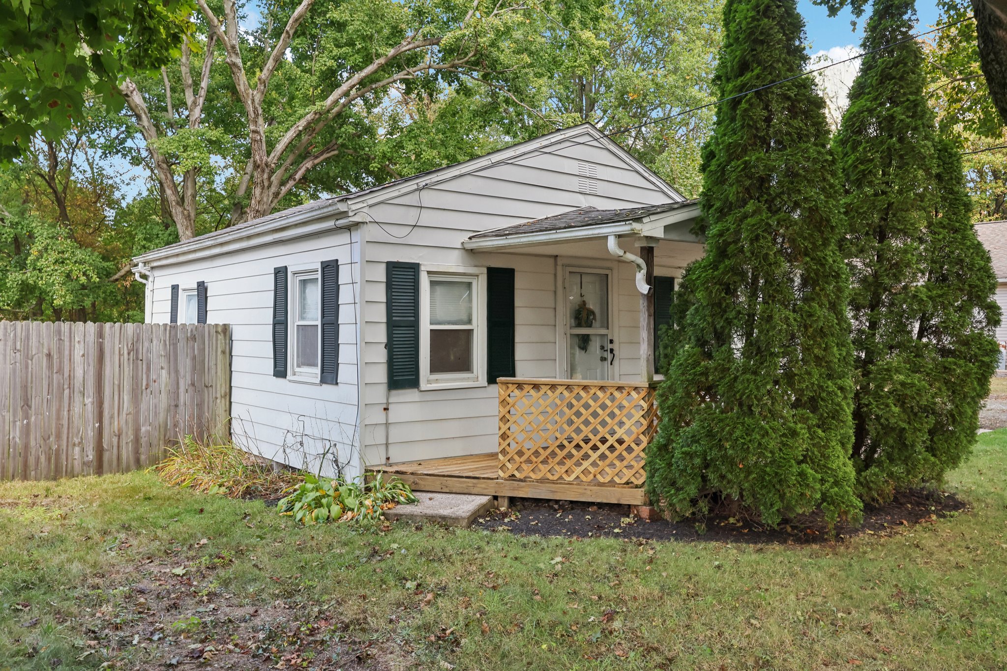 Roanoke Ave-S1609-003.jpg