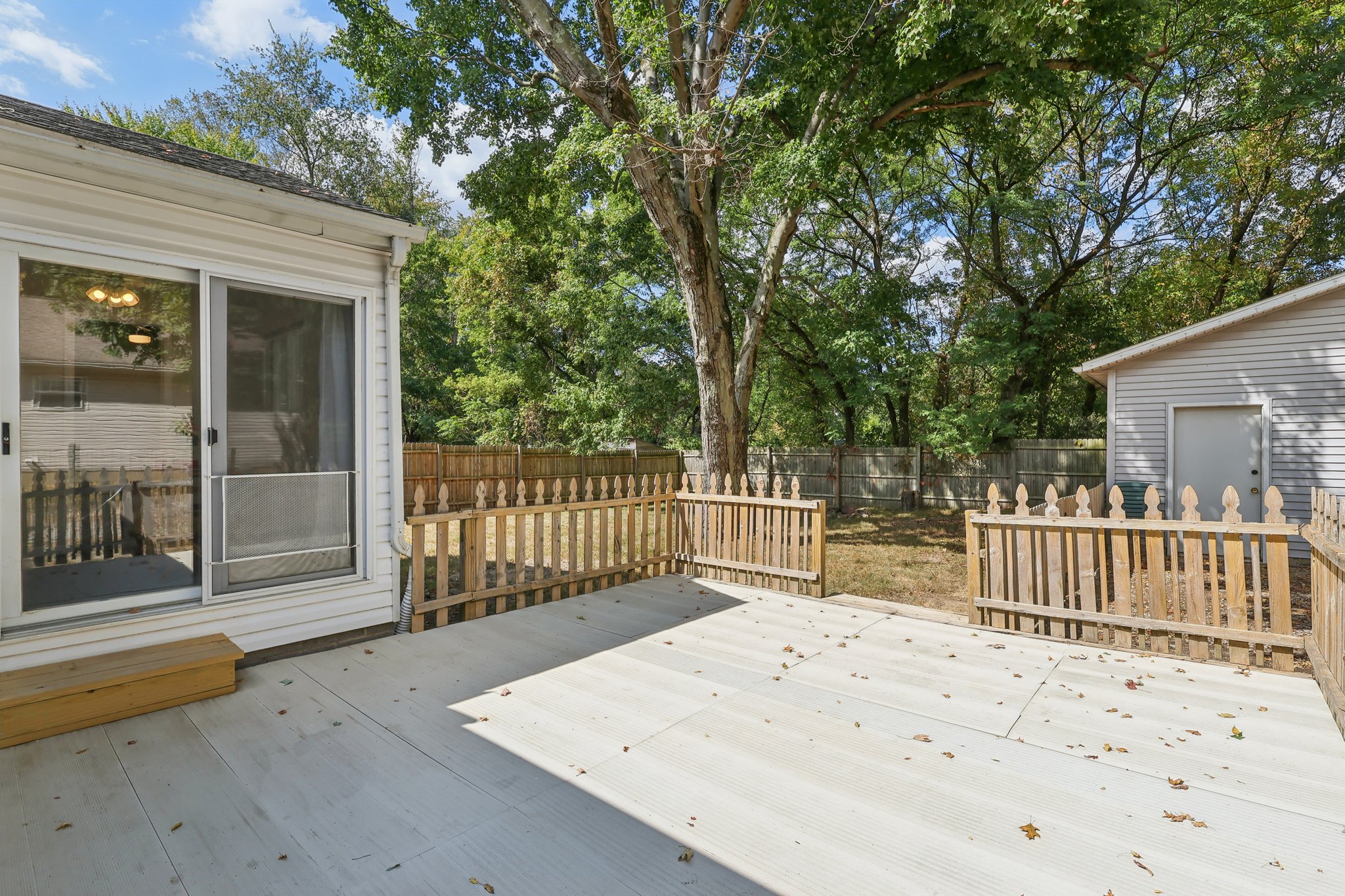 Roanoke Ave-S1609-034.jpg