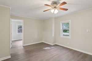 Roanoke Ave-S1609-011.jpg