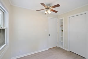 Roanoke Ave-S1609-019.jpg