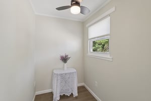 Roanoke Ave-S1609-023.jpg