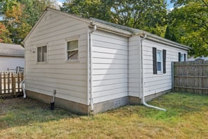 Roanoke Ave-S1609-037.jpg
