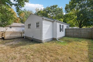 Roanoke Ave-S1609-038.jpg