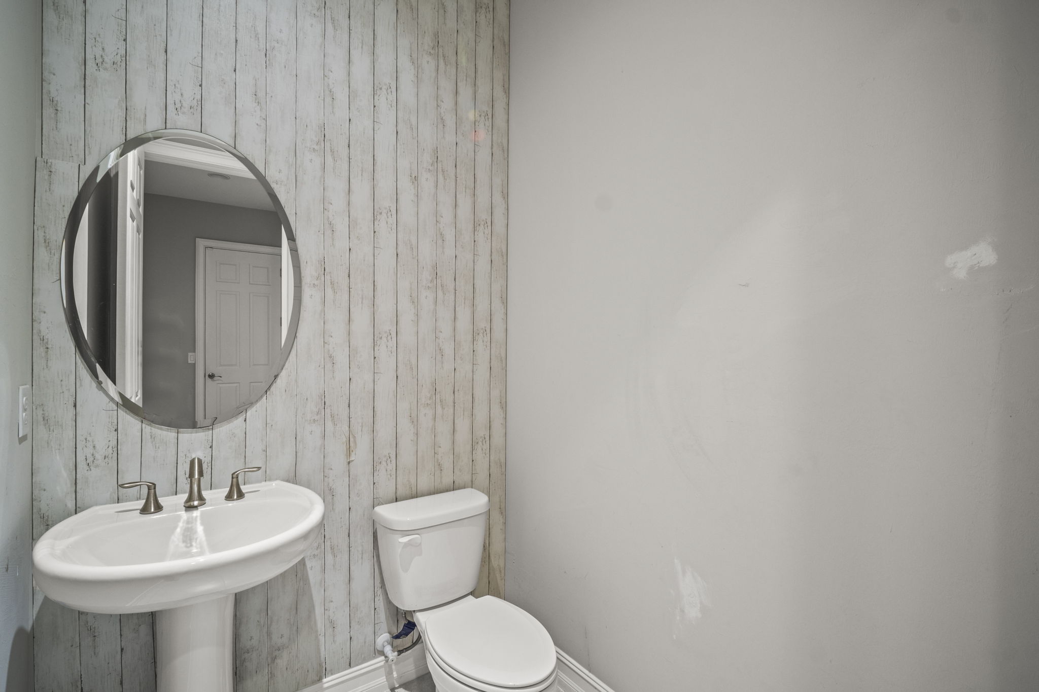  Photo 30