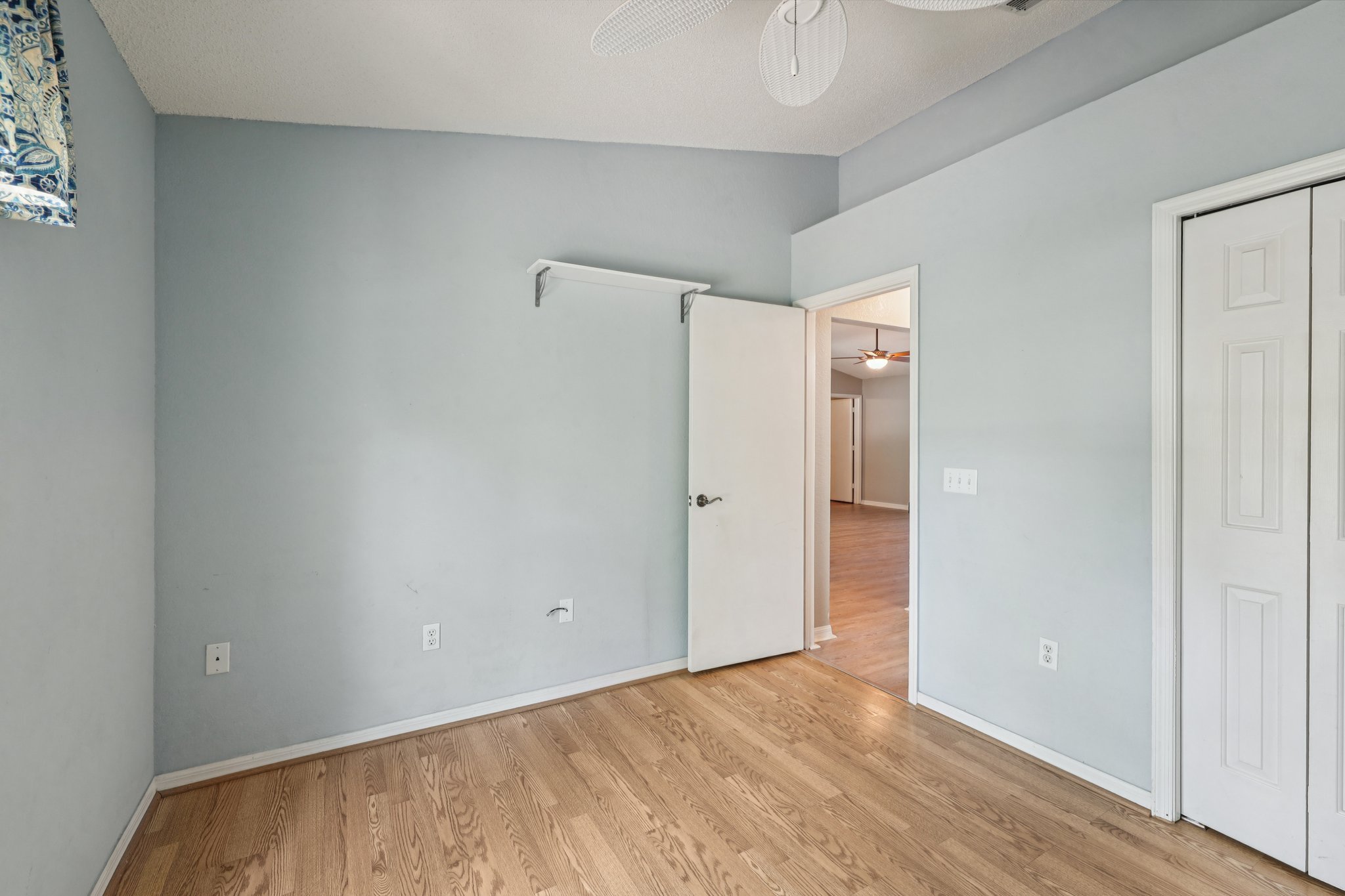 Timbercrest Pl-S2108-027.jpg