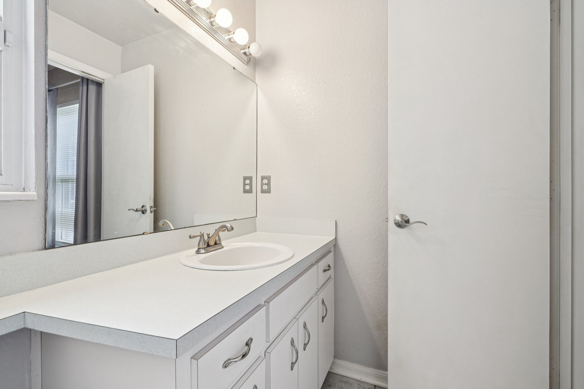 Timbercrest Pl-S2108-034.jpg