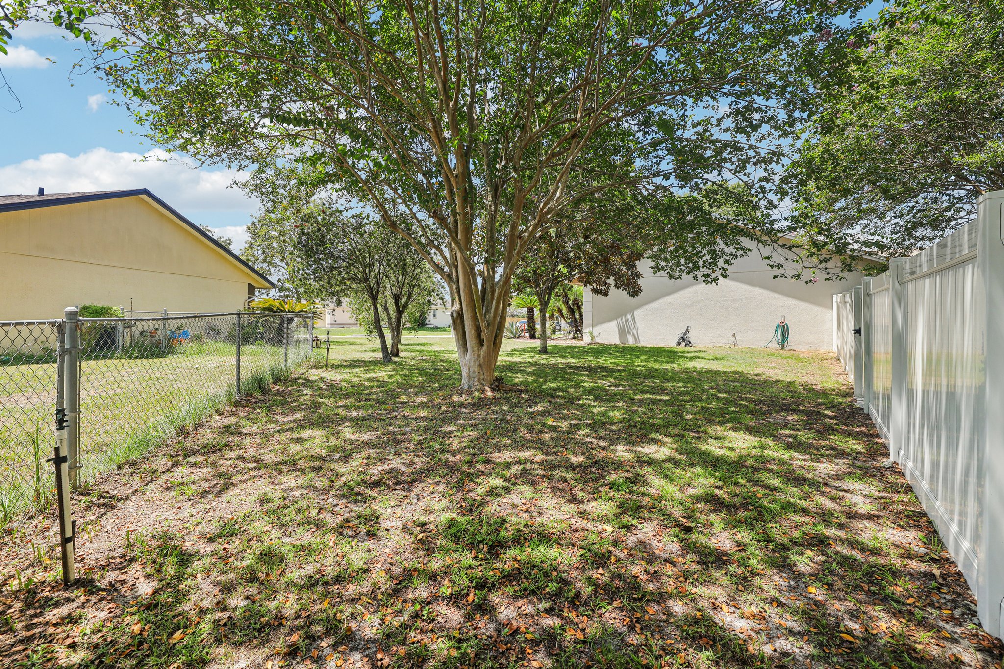 Timbercrest Pl-S2108-053.jpg