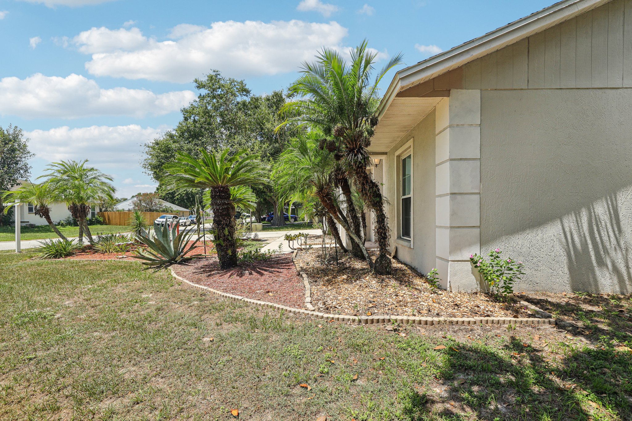 Timbercrest Pl-S2108-054.jpg