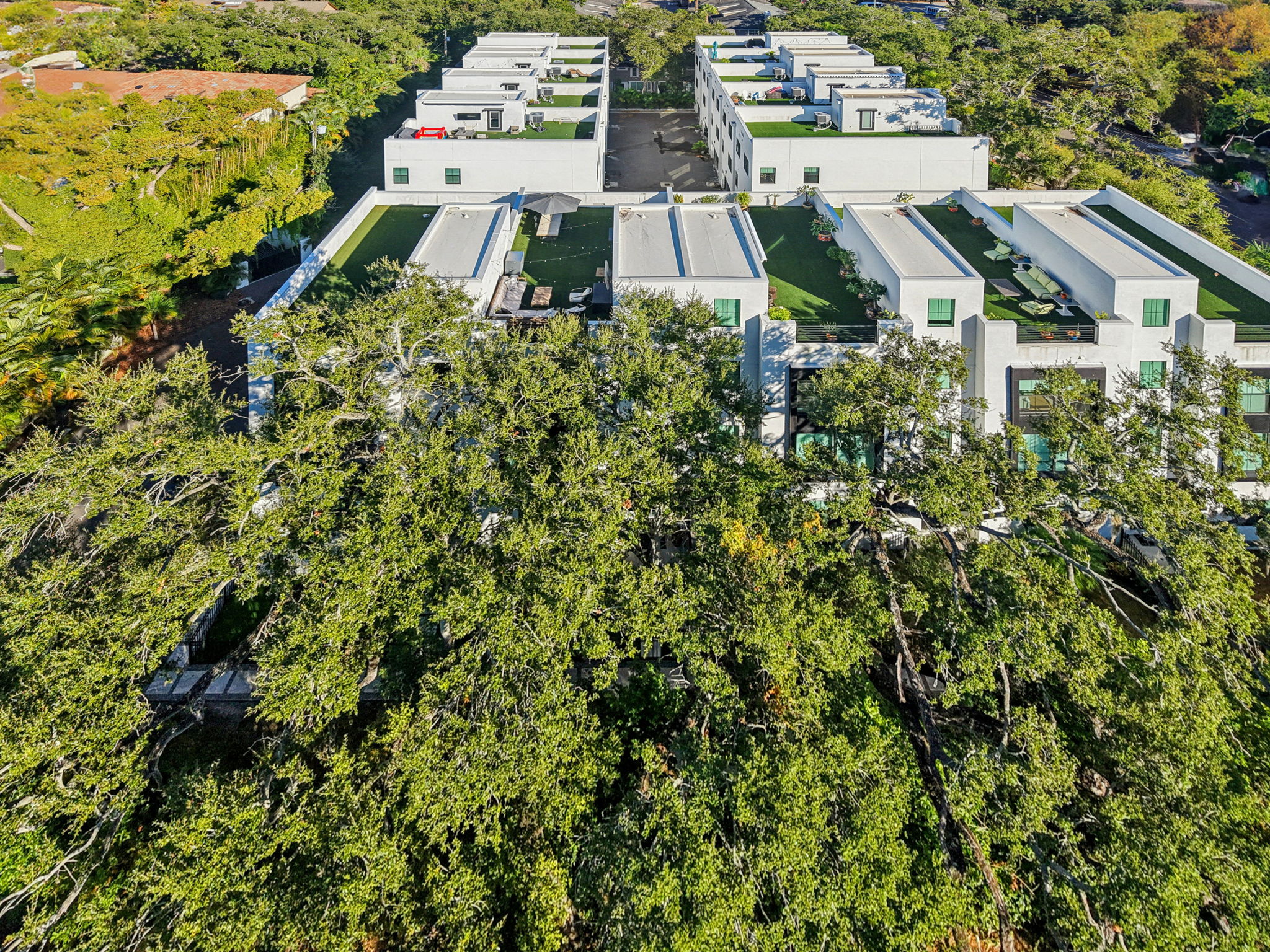 W Gandy Blvd 12-S0311-055