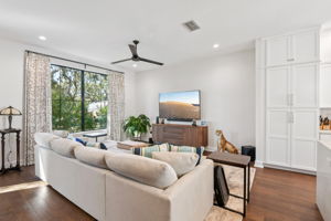 W Gandy Blvd 12-S0311-010