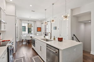 W Gandy Blvd 12-S0311-016