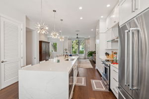 W Gandy Blvd 12-S0311-017