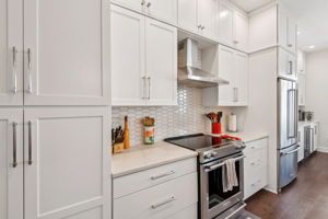 W Gandy Blvd 12-S0311-020