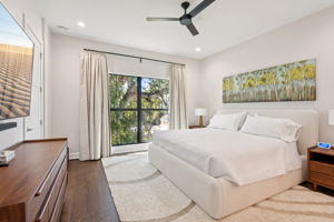 W Gandy Blvd 12-S0311-033