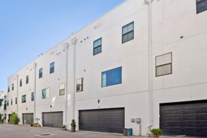 W Gandy Blvd 12-S0311-048