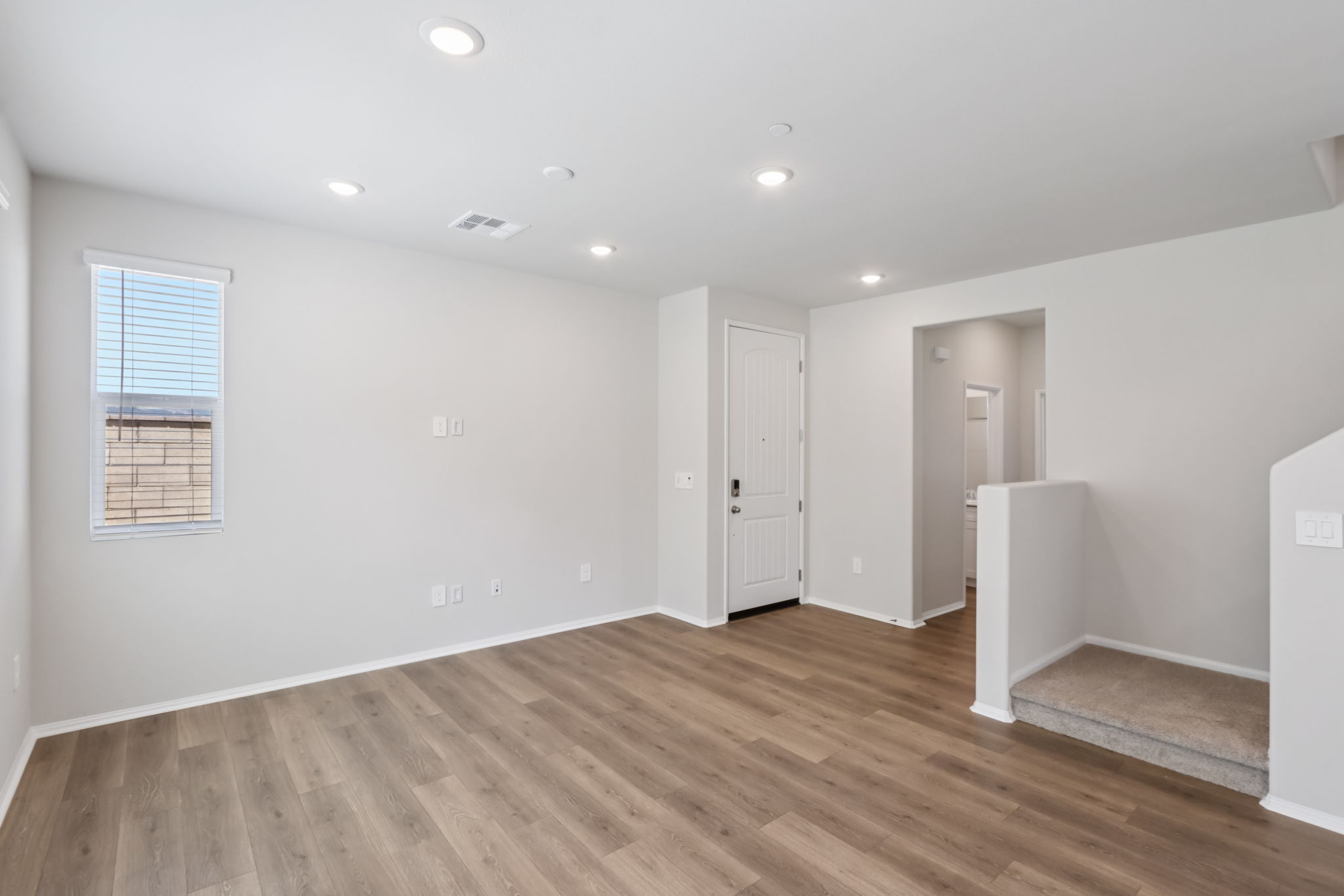 Southern California - Prado - 28514 Via Crianza Temecula CA 92591 - 005