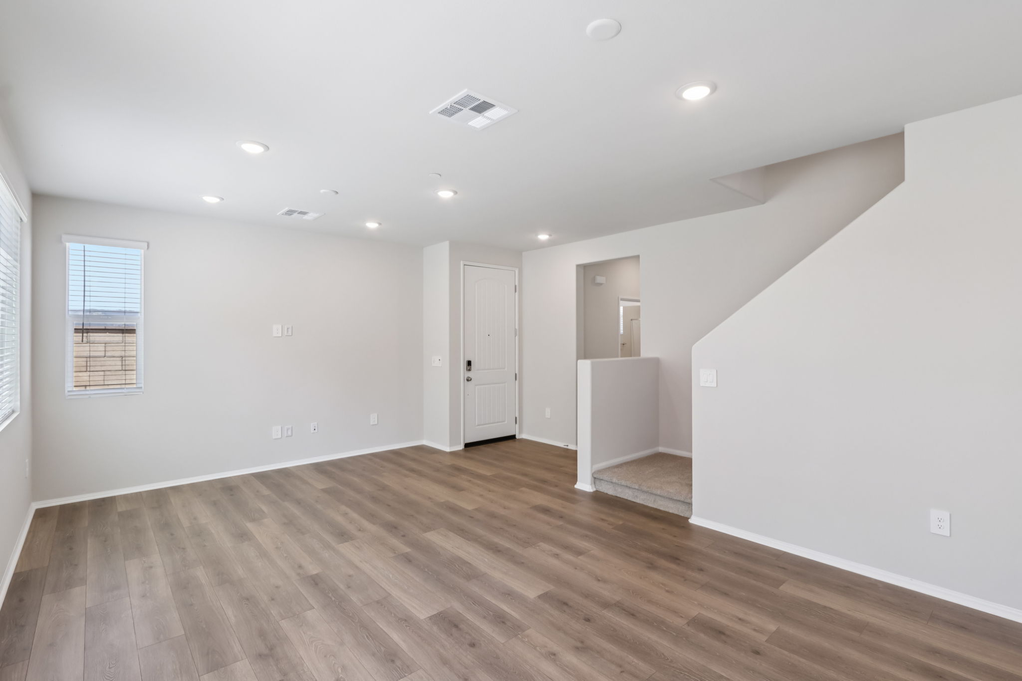 Southern California - Prado - 28514 Via Crianza Temecula CA 92591 - 006
