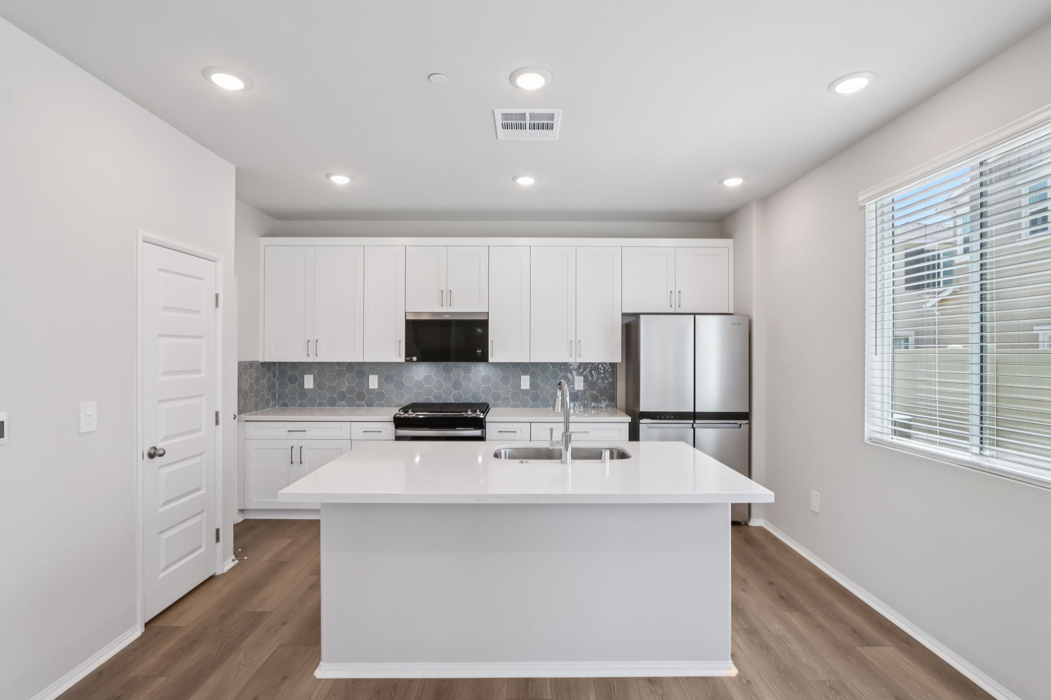 Southern California - Prado - 28514 Via Crianza Temecula CA 92591 - 012