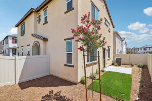 Southern California - Prado - 28514 Via Crianza Temecula CA 92591 - 035