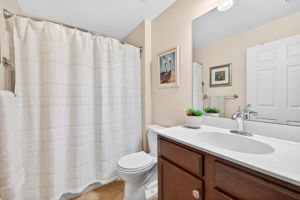 17-Guest Bathroom