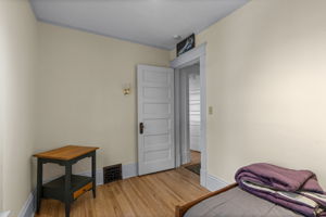  Photo 34