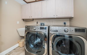 Laundry Room-2