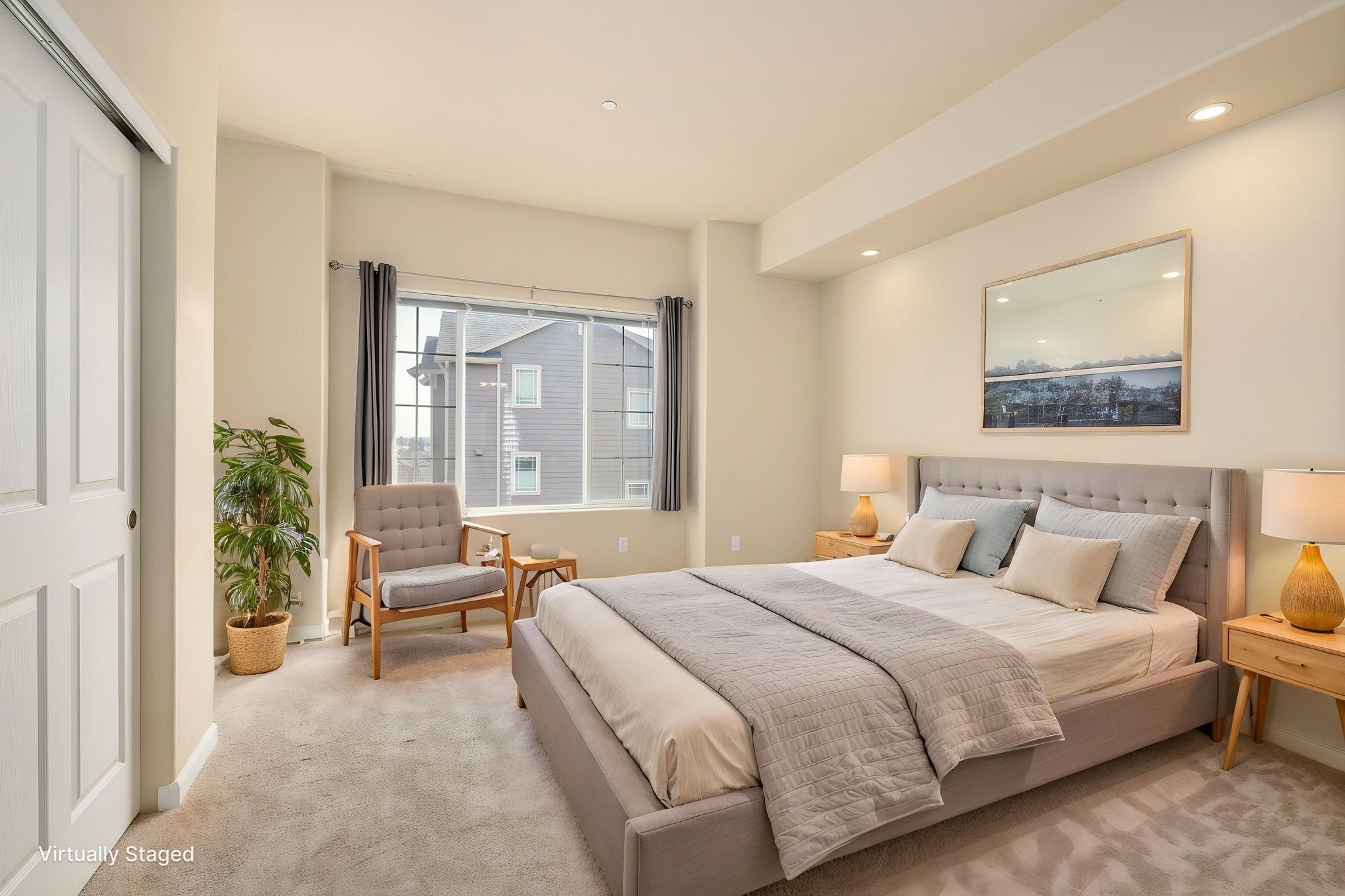 28528_SW_Dundee_Ln_21 virtually staged.jpeg