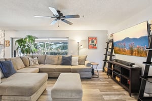 Enisgrove Dr-008.jpg
