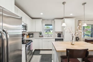 Enisgrove Dr-016.jpg