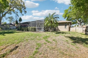 Enisgrove Dr-033.jpg