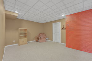  Photo 47
