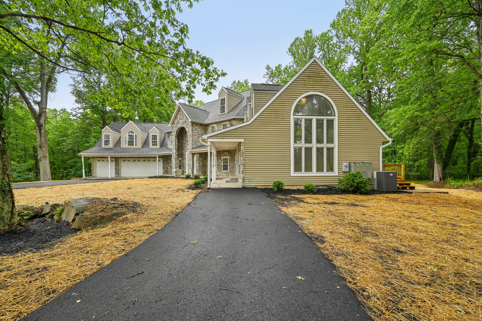 Hernwood Rd-2205-009.jpg