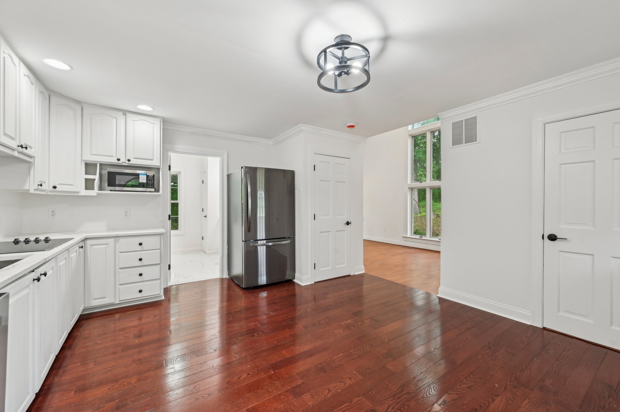 Hernwood Rd-2205-048.jpg
