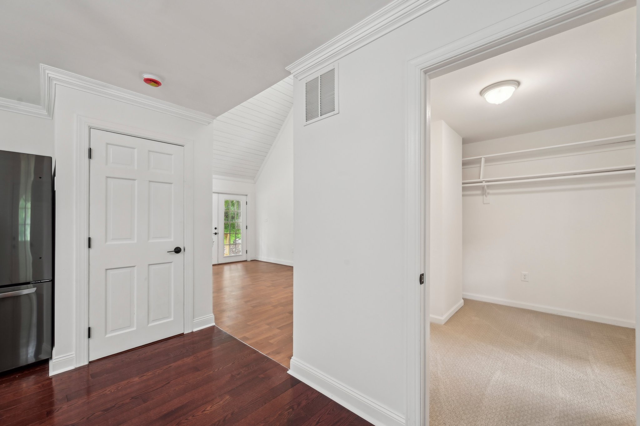 Hernwood Rd-2205-049.jpg