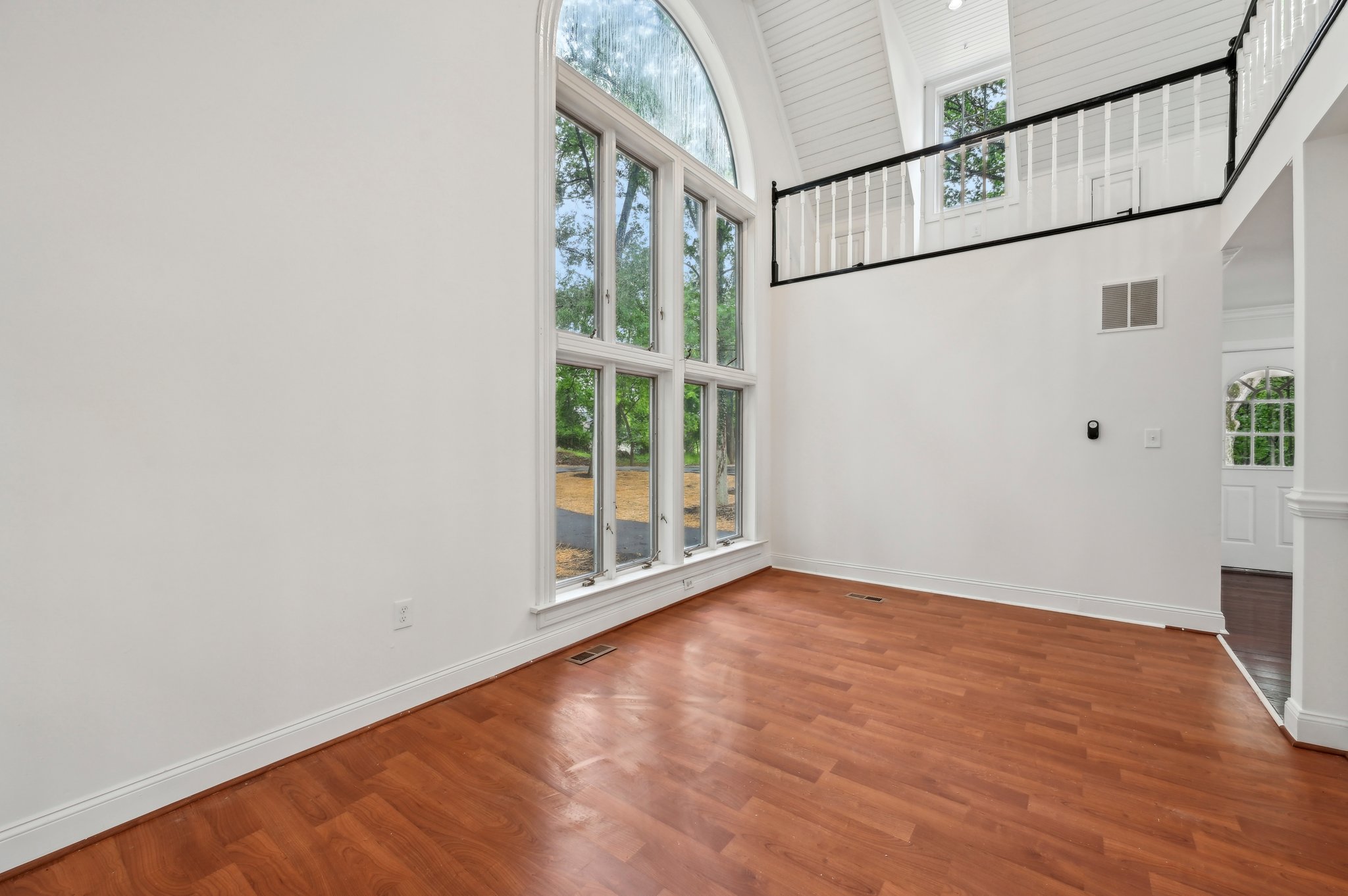 Hernwood Rd-2205-070.jpg