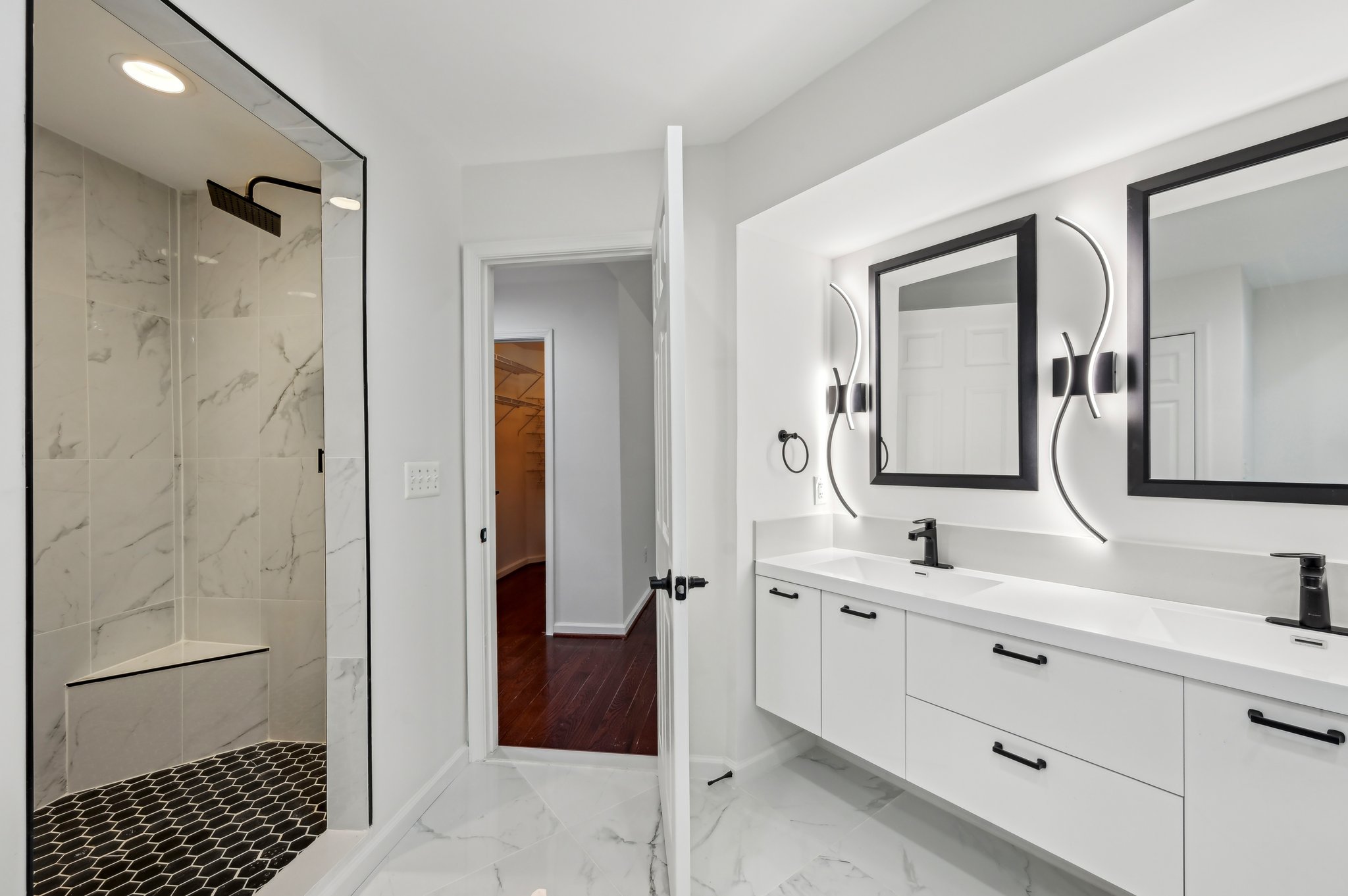 Hernwood Rd-2205-082.jpg