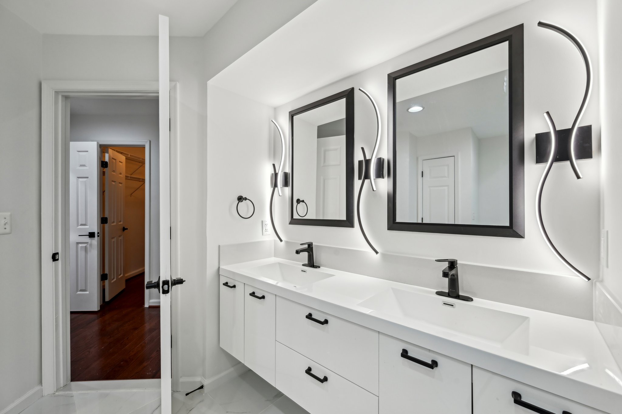 Hernwood Rd-2205-083.jpg