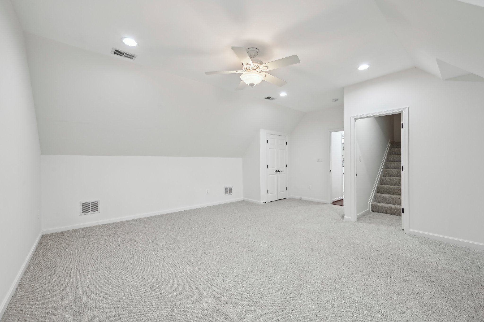 Hernwood Rd-2205-097.jpg
