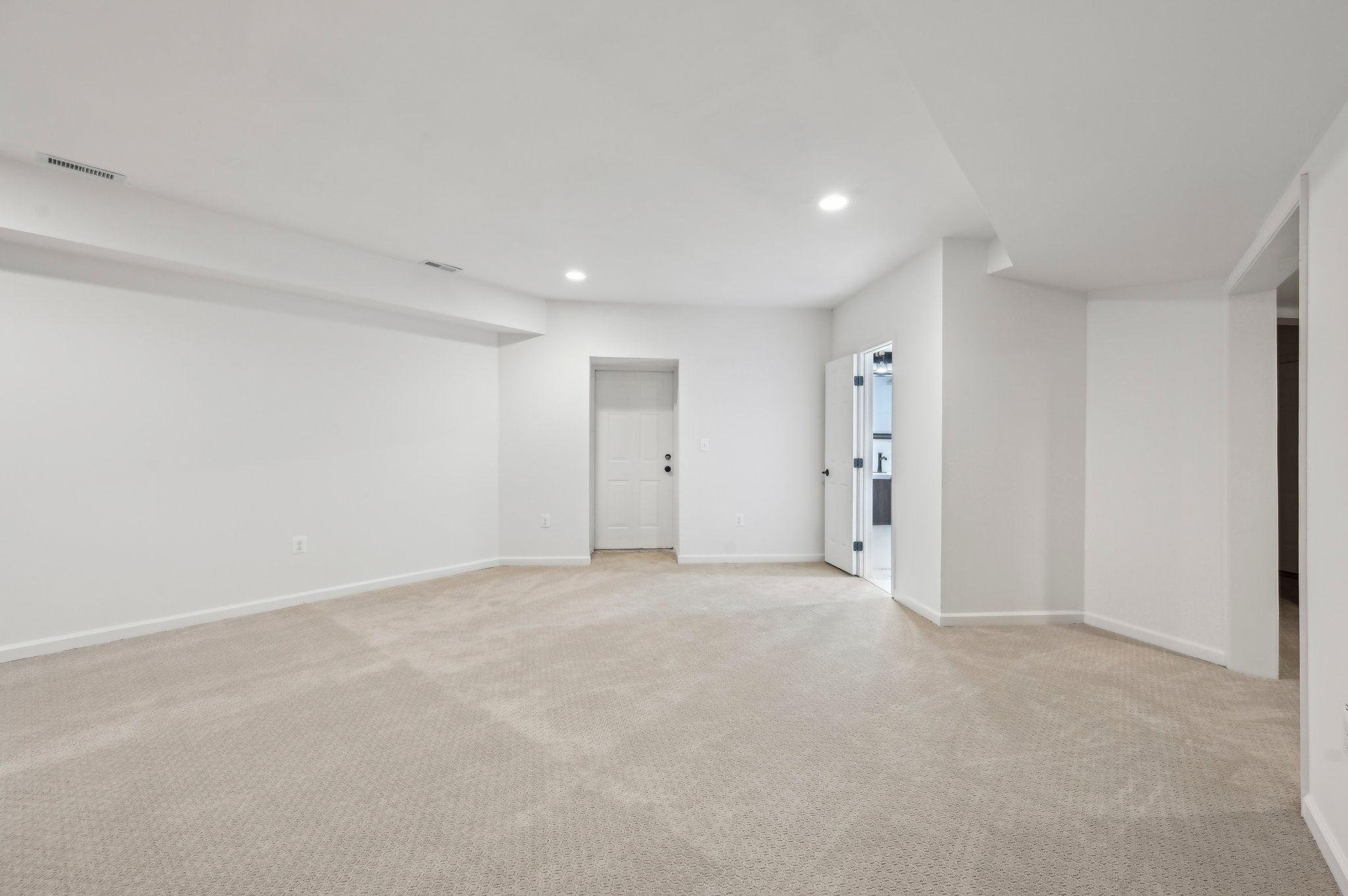 Hernwood Rd-2205-111.jpg