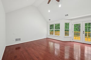 Hernwood Rd-2205-030.jpg