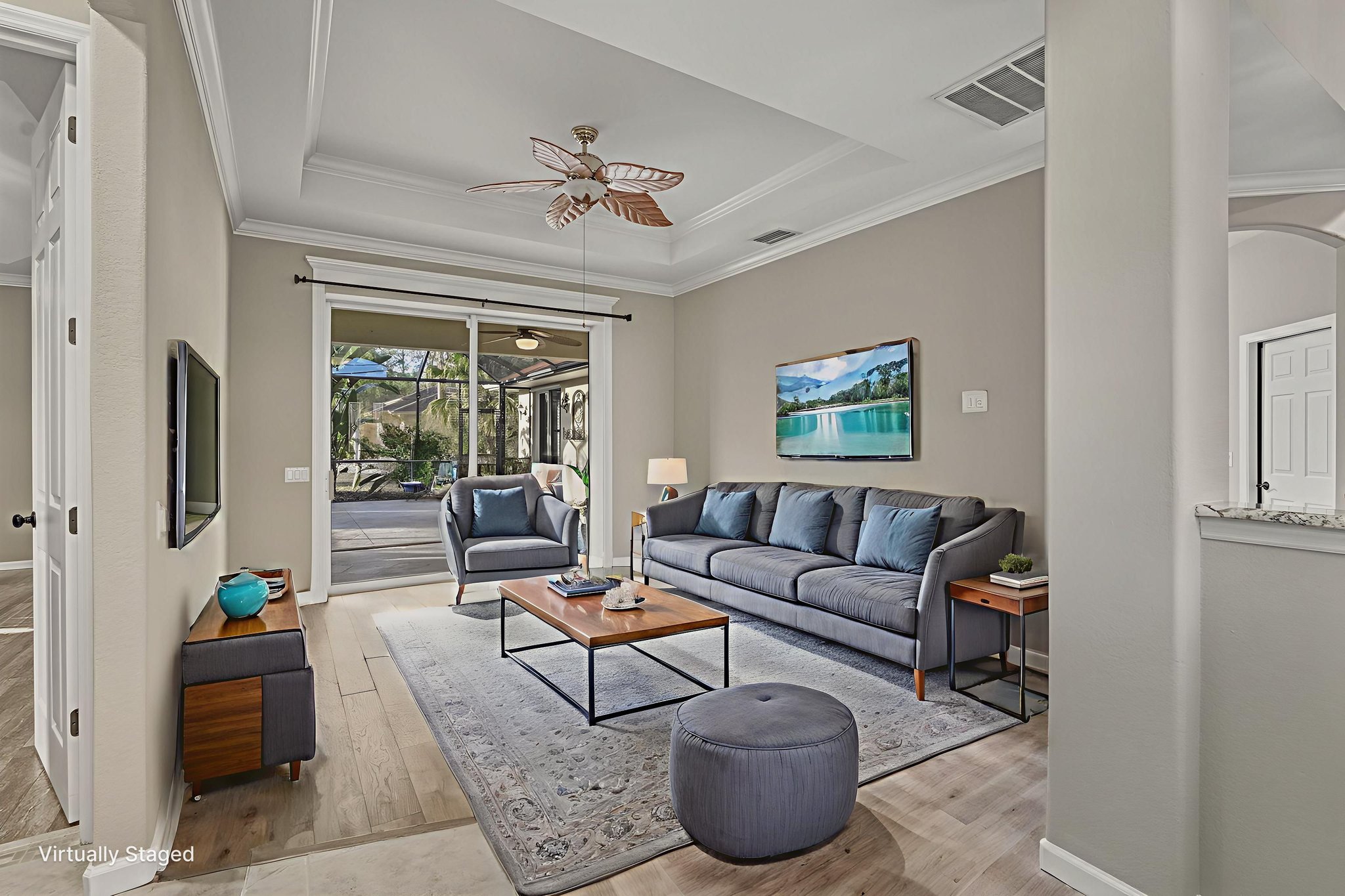 DSC06603 virtually staged.jpeg