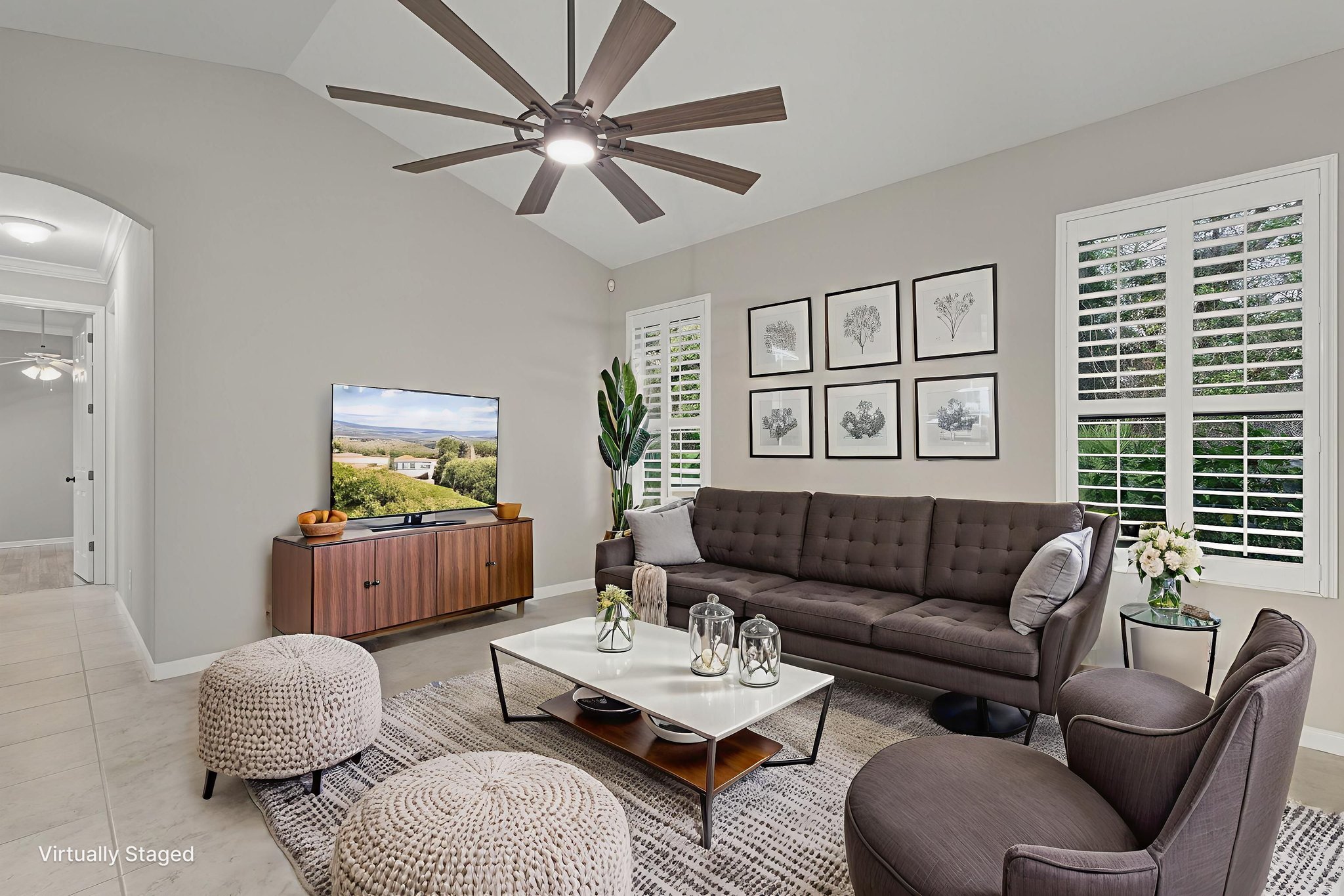 DSC06698 virtually staged.jpeg