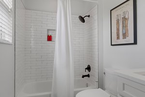  Photo 35