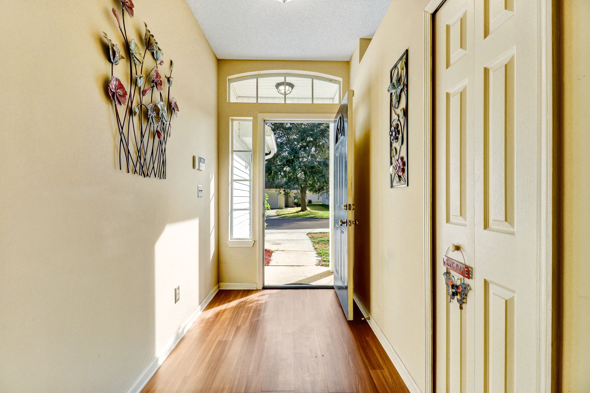Front Entry Detail