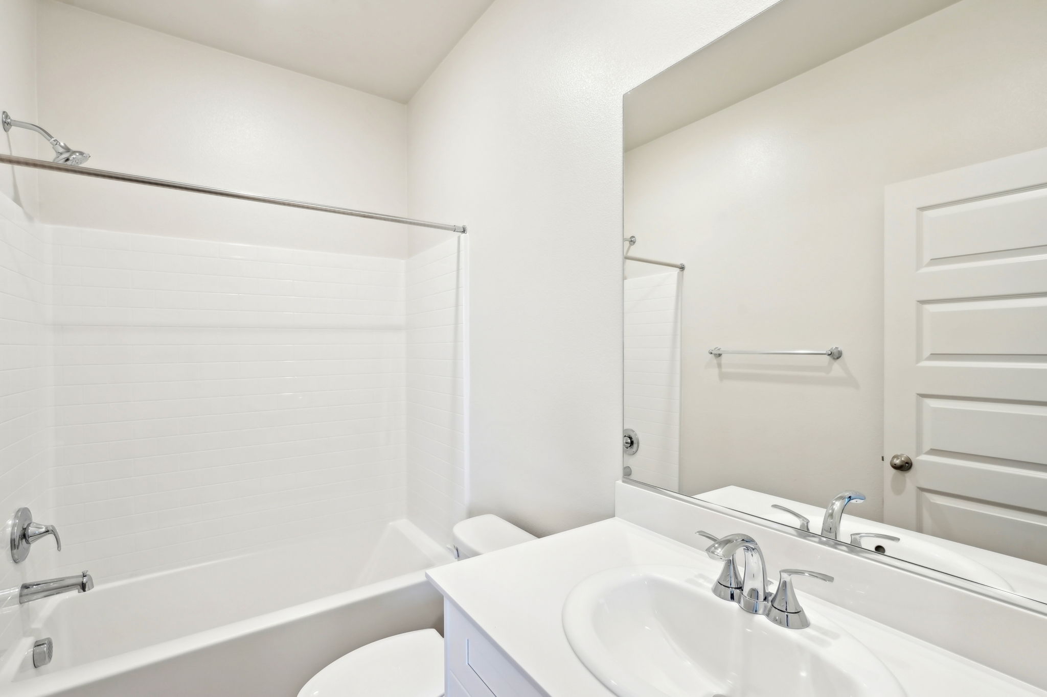 Socal - Prado Community - 28591 Via Roble Temecula, CA 92591-020