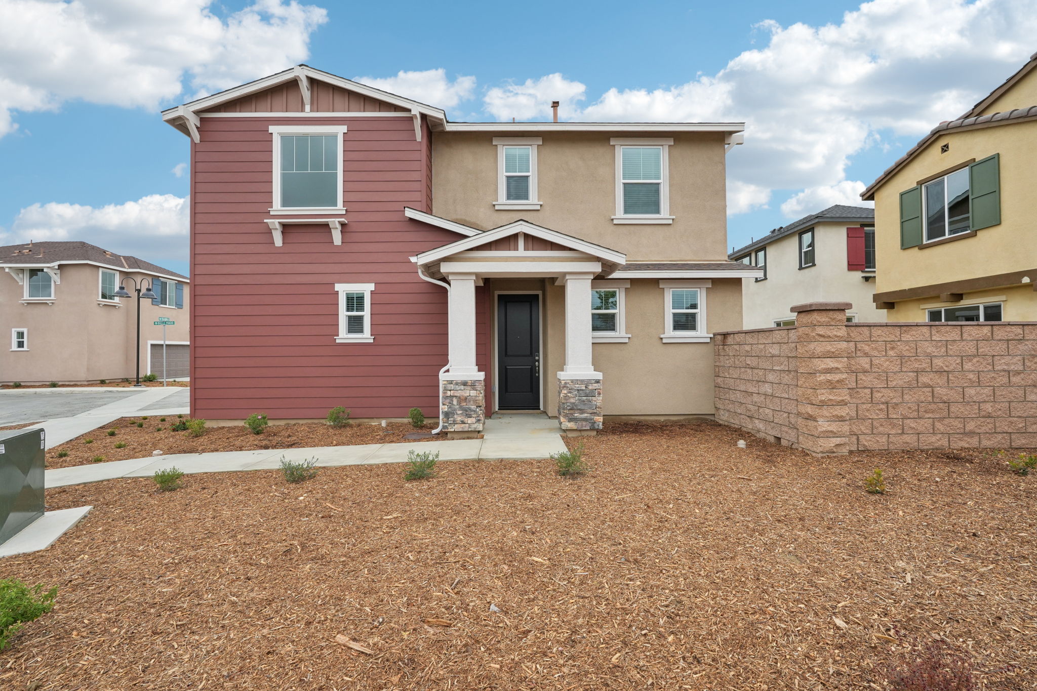 Socal - Prado Community - 28591 Via Roble Temecula, CA 92591-030