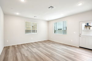 Socal - Prado Community - 28591 Via Roble Temecula, CA 92591-003