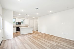 Socal - Prado Community - 28591 Via Roble Temecula, CA 92591-006